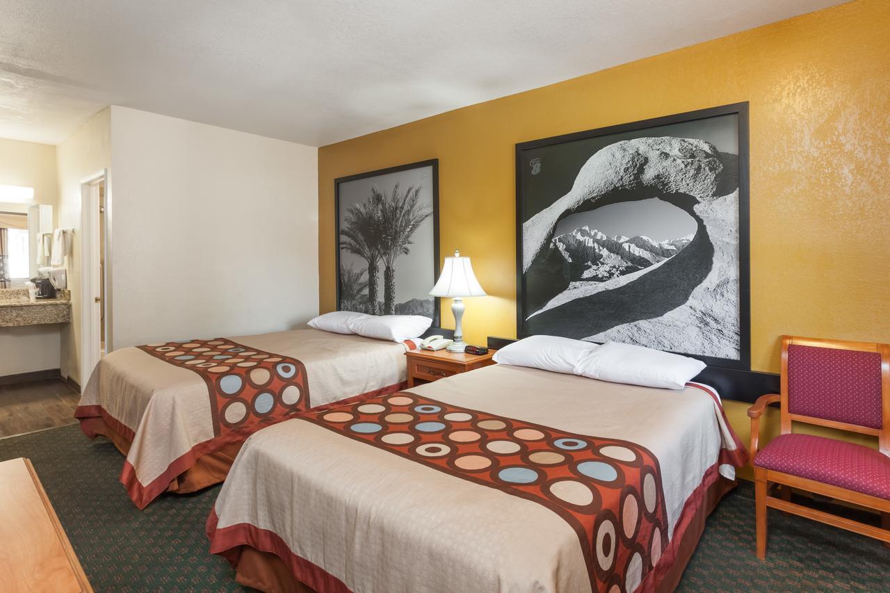 Super 8 By Wyndham South Ca 2* Bakersfield