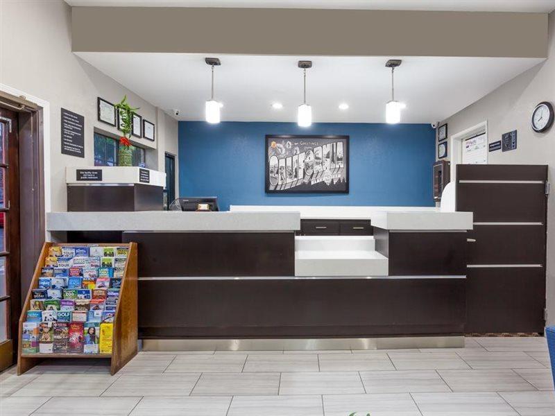 Super 8 By Wyndham South Ca Bakersfield